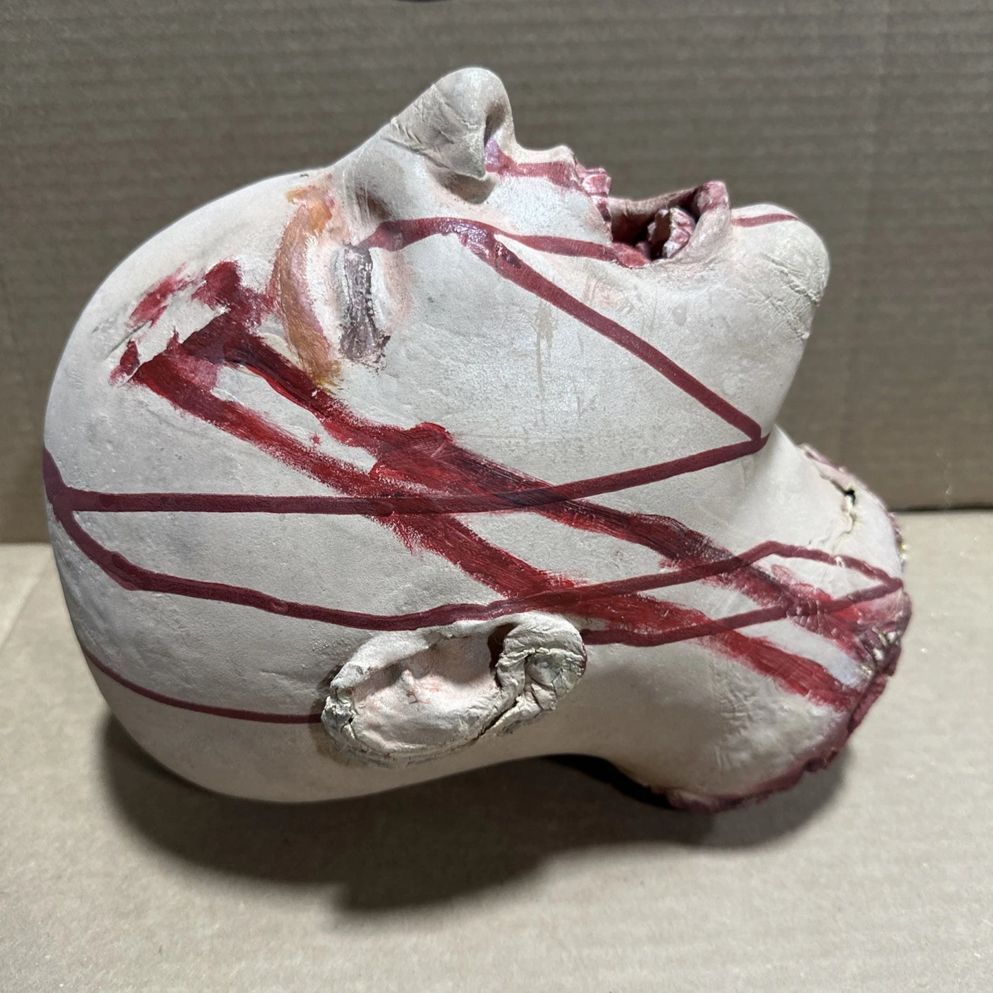 Halloween Custom-Painted High Quality Haunted House Severed Head Prop Foam