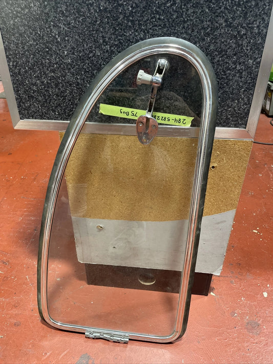 1969 + 1975 Volkswagen Original Beetle Vent Windows x 2 Vintage Great Condition