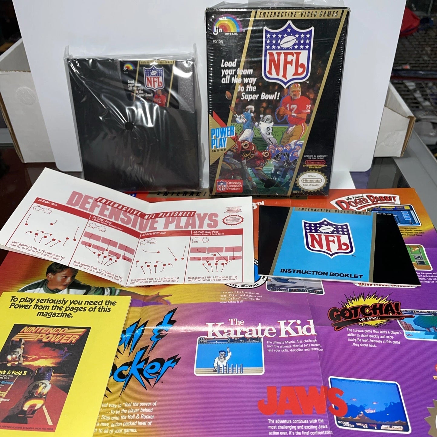 NFL Football (Nintendo Entertainment System, 1989) NES CIB MINT RARE VINTAGE