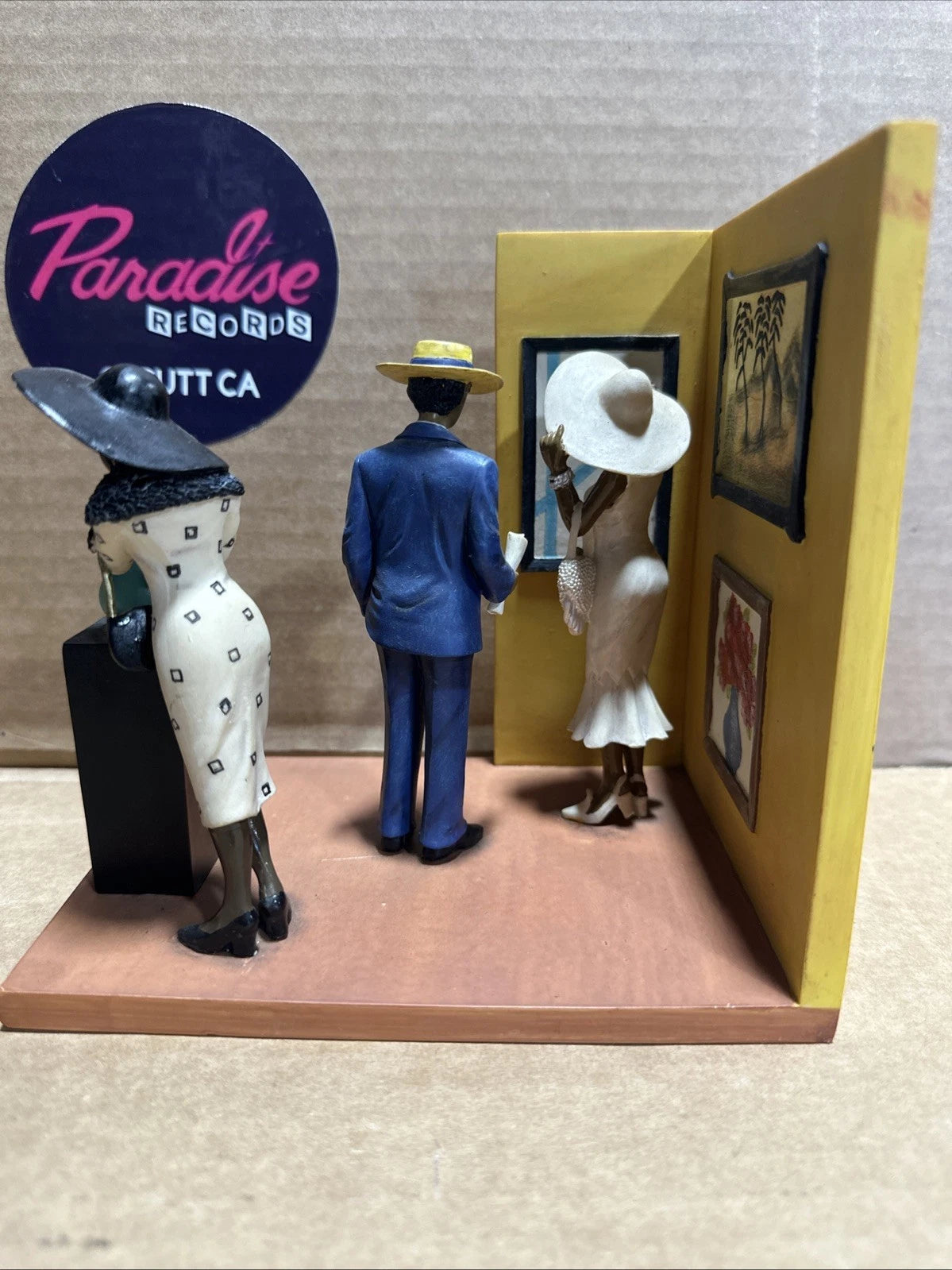SASS N CLASS BY ANNIE LEE: SCENE 2 FROM THE GALLERY READ