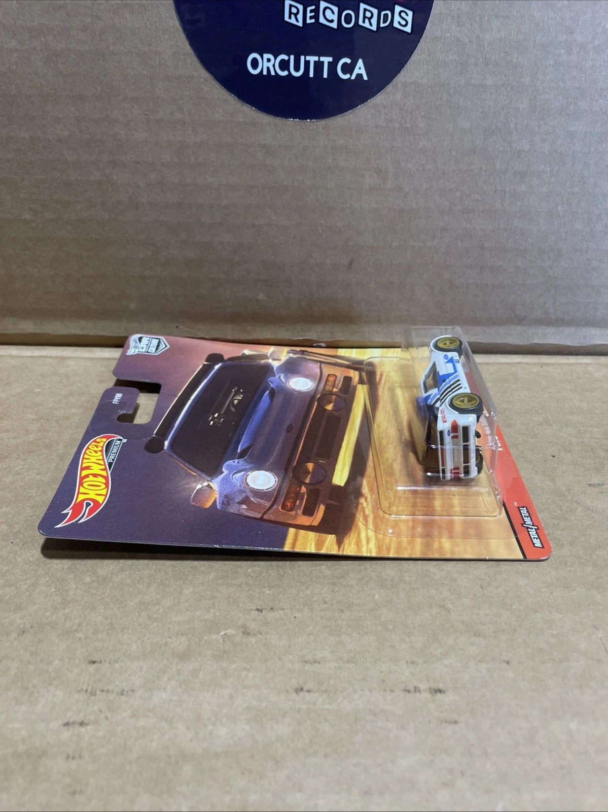 2020 Hot Wheels FPY86 Premium Thrill Climbers Ford RS 200 White 3/5 Car Culture