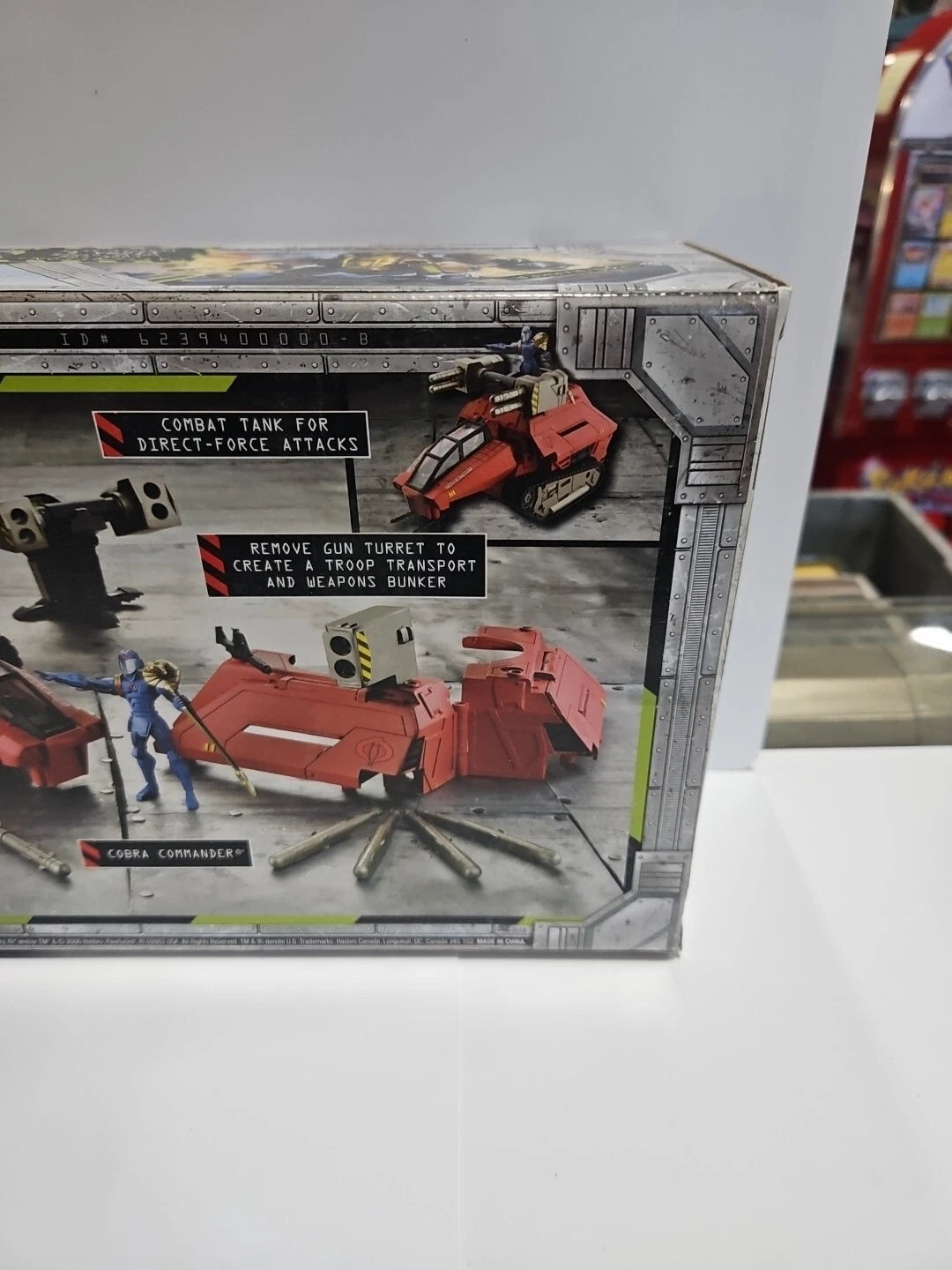 Year 2006 G.I. JOE Sigma 6 Vehicle Set COBRA H.I.S.S. TANK + Commander + Trooper