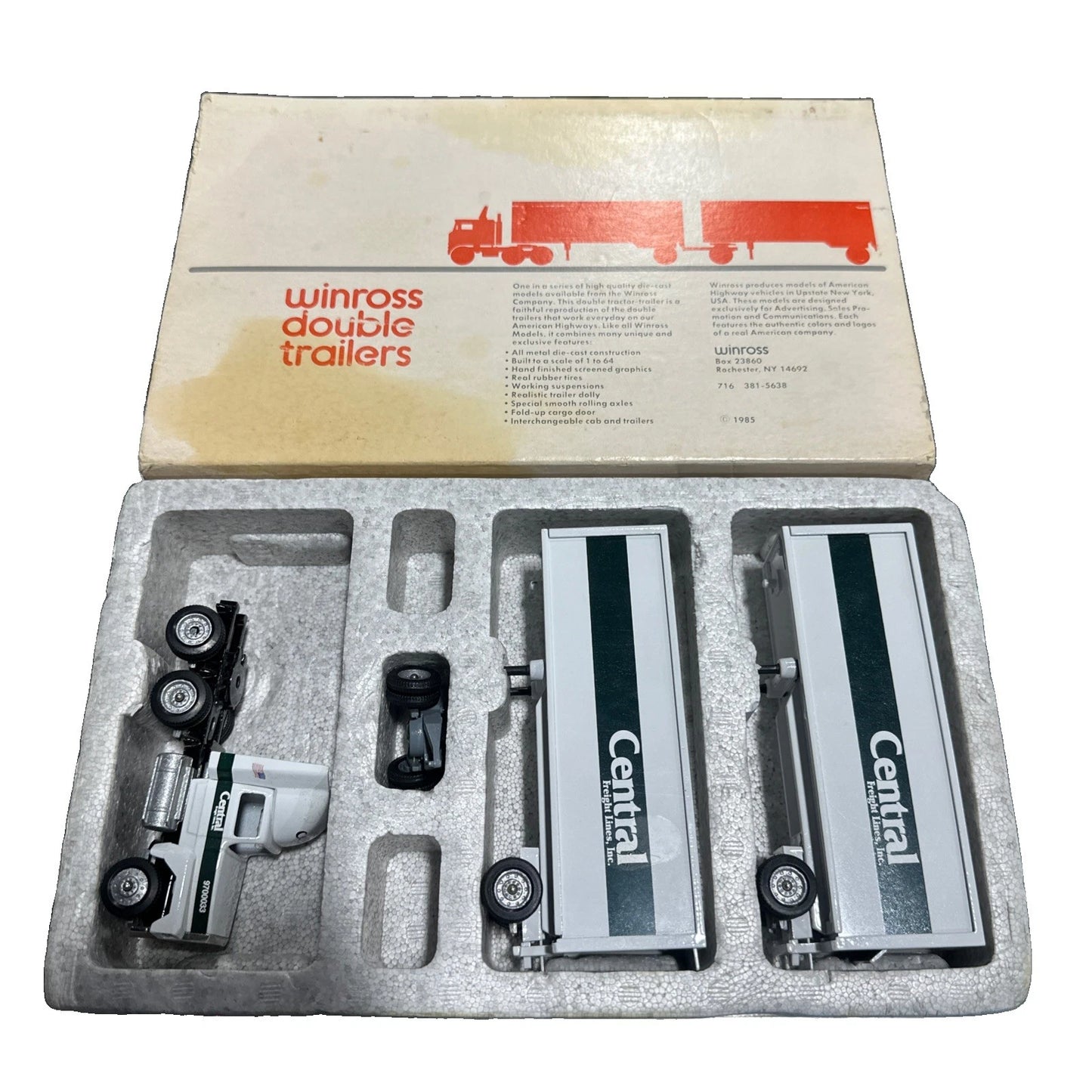 1/64 Winross Doubles Central Freight Lines, Inc. Ford & Double Pup Trailers