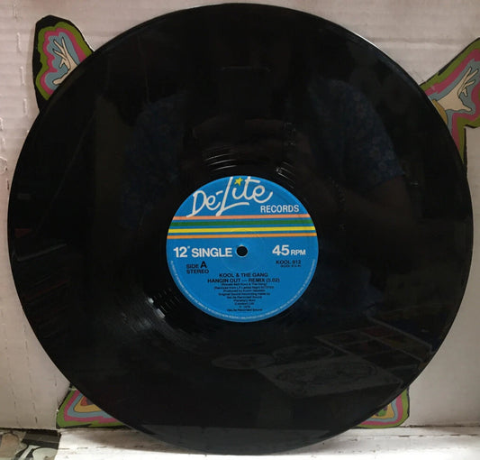 Kool & The Gang Hangin’ Out (Remixed Version) 12” UK Import Record KOOL912