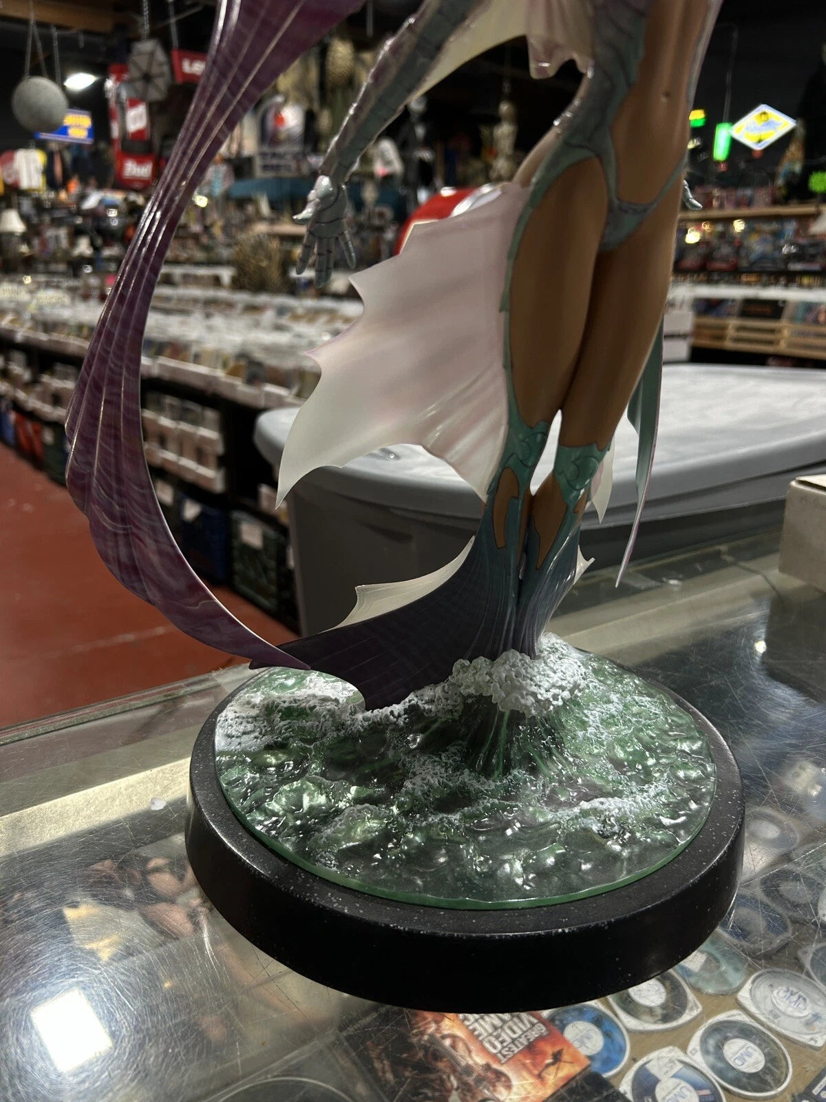 Fathom: Designed by Michael Turner 64/900 doll display