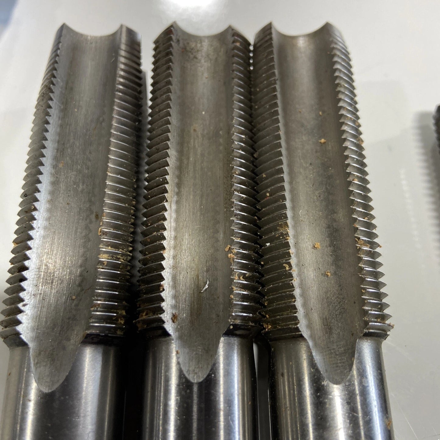 Threading Taps Nachi High Grade Steel threads made in Japan nuts/bolts 7 lot