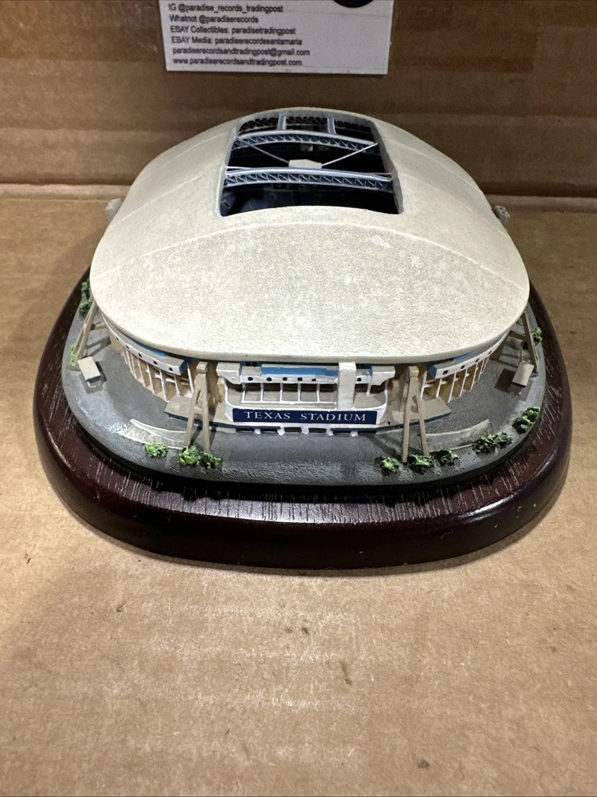Danbury Mint Dallas Cowboys Replica Texas Stadium Limited Edition