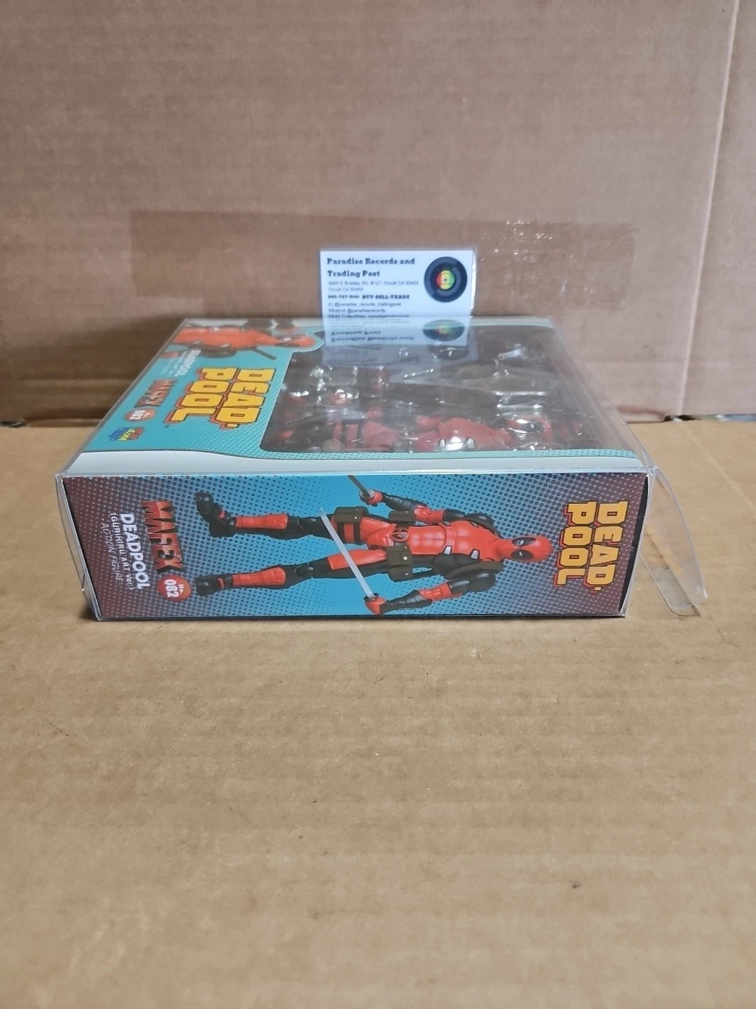 MAFEX No.082 DEADPOOL GURIHIRU ART Ver. Action Figure W Protector