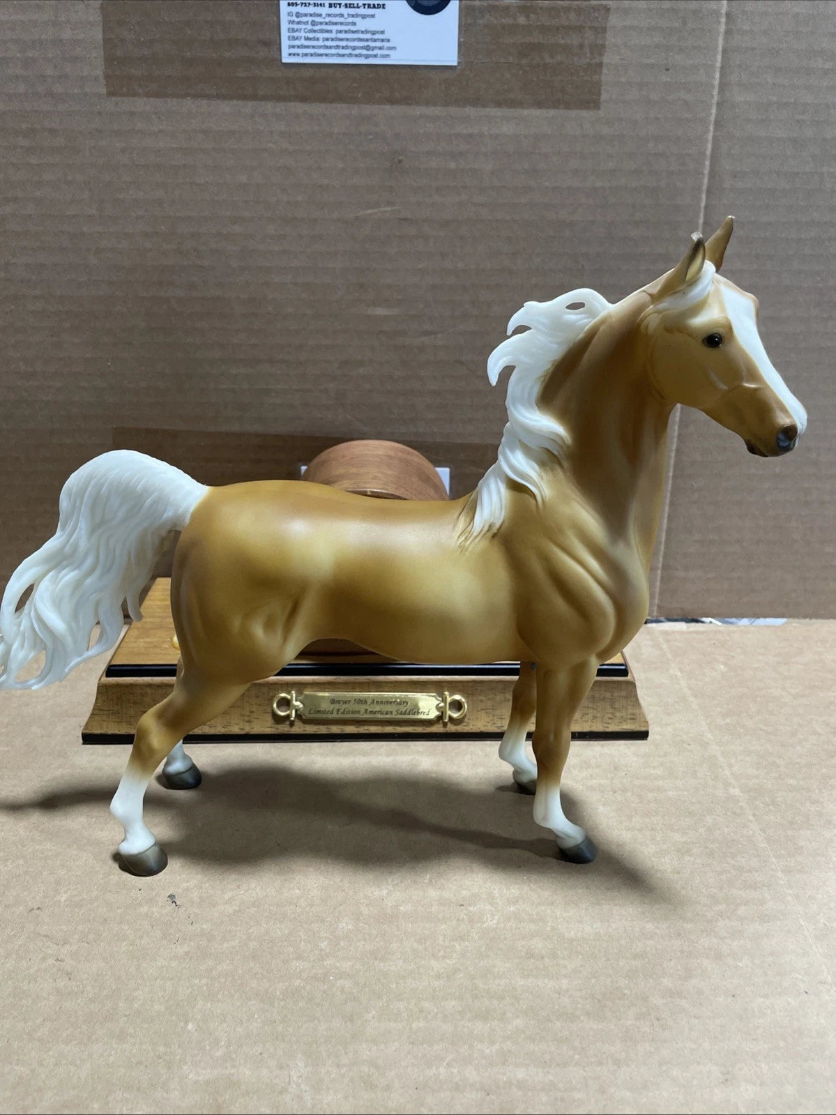Breyer 50th Anniversary Mantlepiece Clock With #571 Palomino Saddlebred Stallion