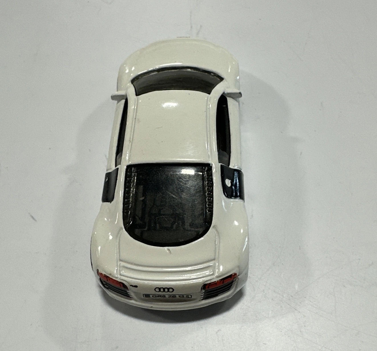 Loose Hot Wheels Speed Machines Audi R8; Pearl White