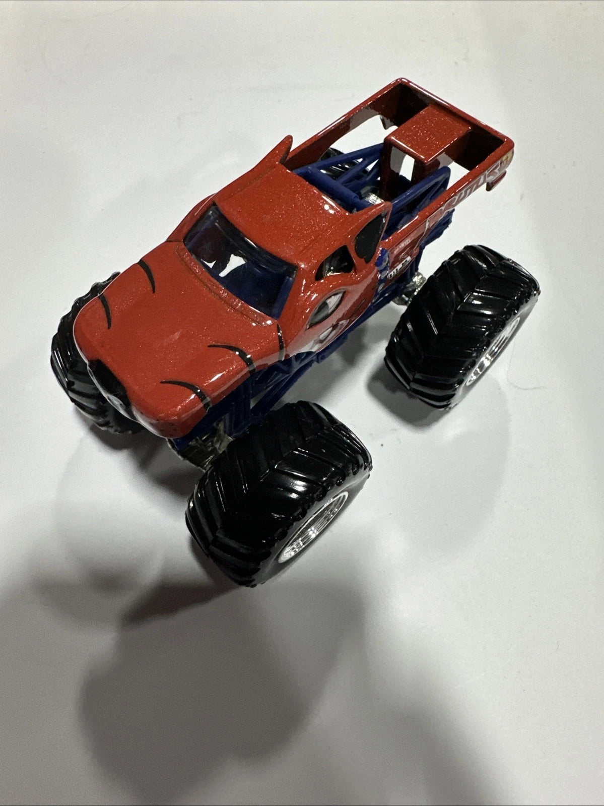 VTG Grave Digger HOT WHEELS MONSTER JAM Carrying Case Box with 15 Trucks Lot #3