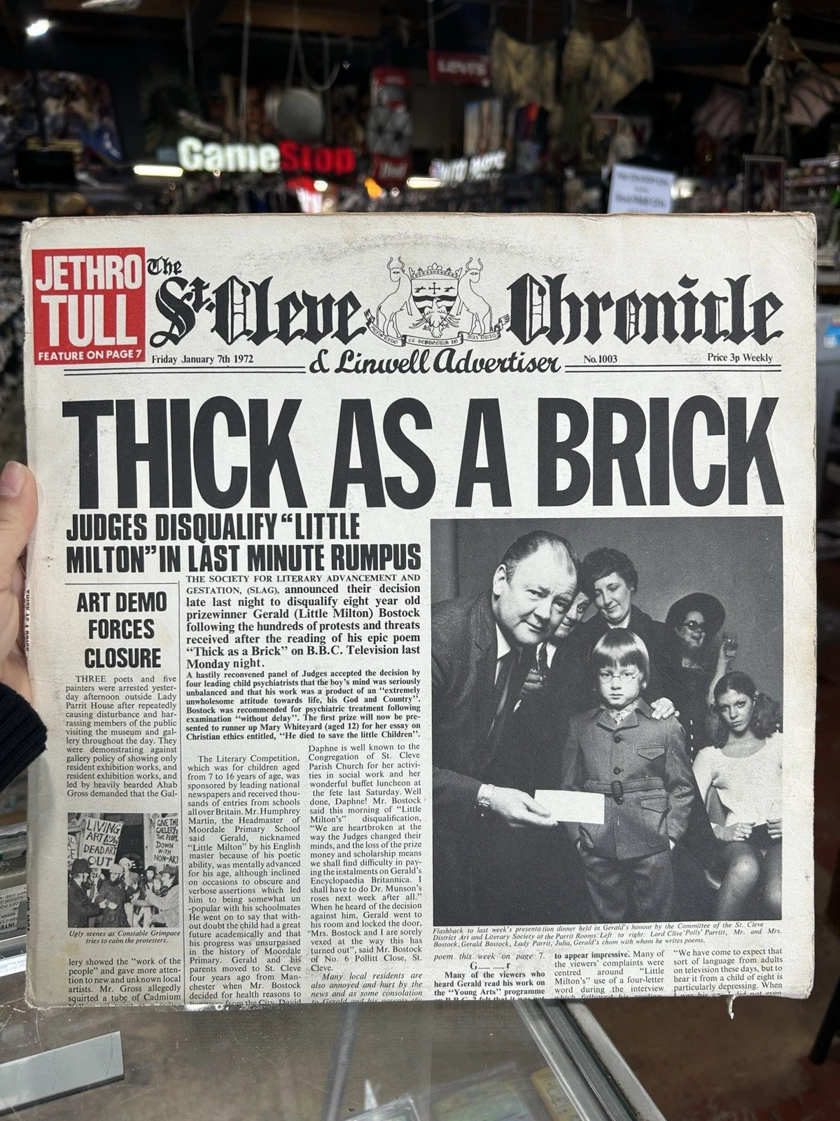 Jethro Tull Thick As A Brick Vinyl Record VG/VG CHR 1003 1972 Newspaper Cover