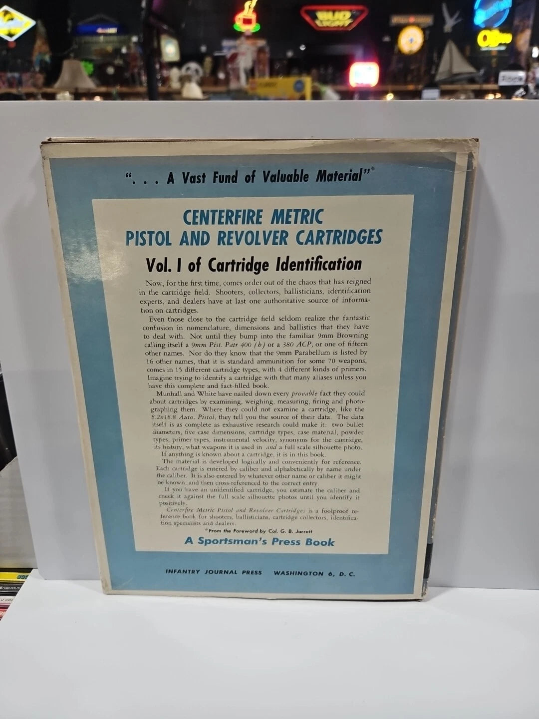 Center Fire Metric Pistol and Revolver Cartridges Volume 1 First Edition