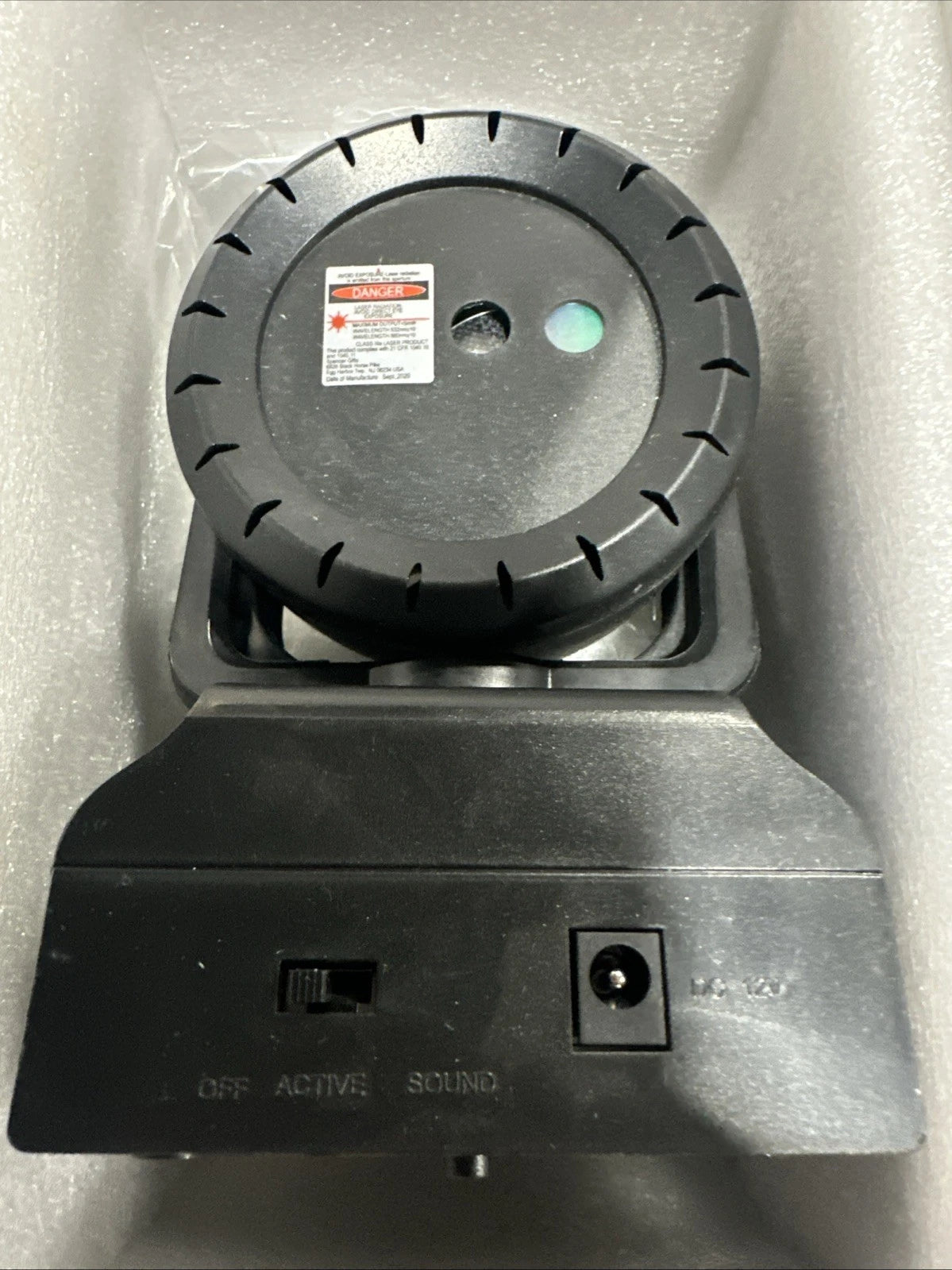 Spencer’s tm Turn Up 360 Laser Light Used In Box