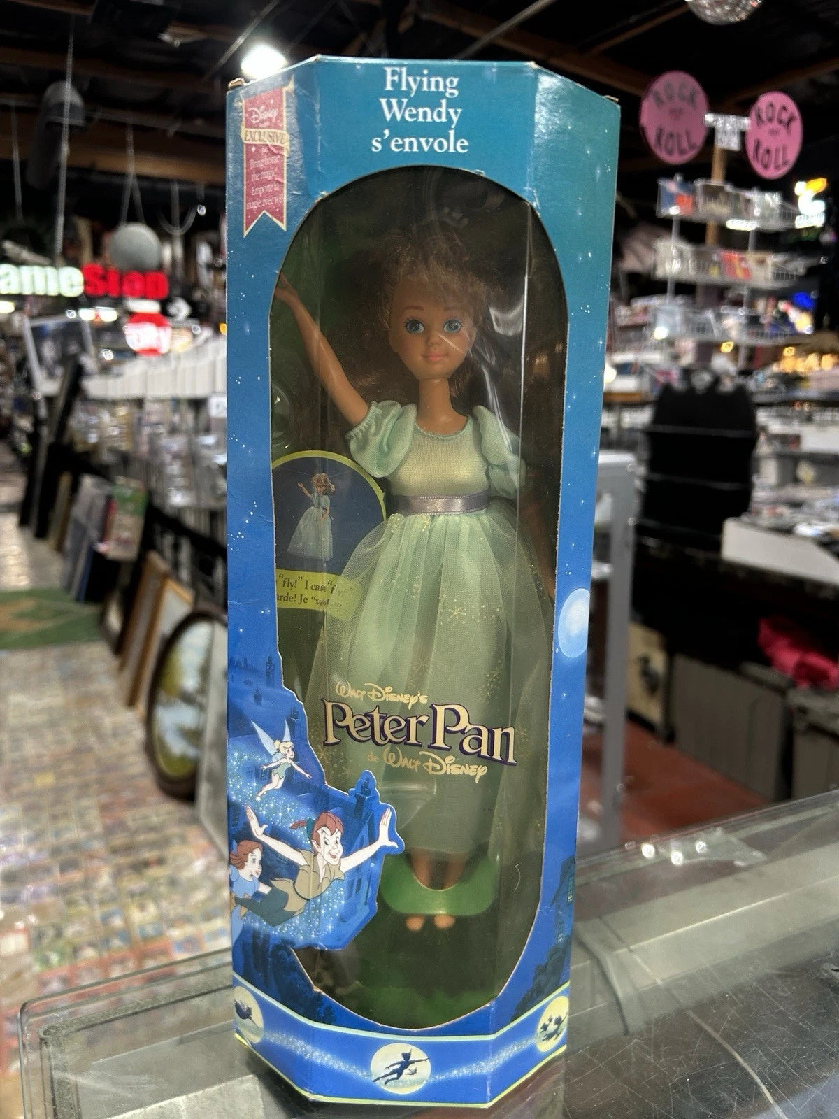 Walt Disney's Peter Pan Flying Wendy Doll Mattel Disney Exclusive 1993