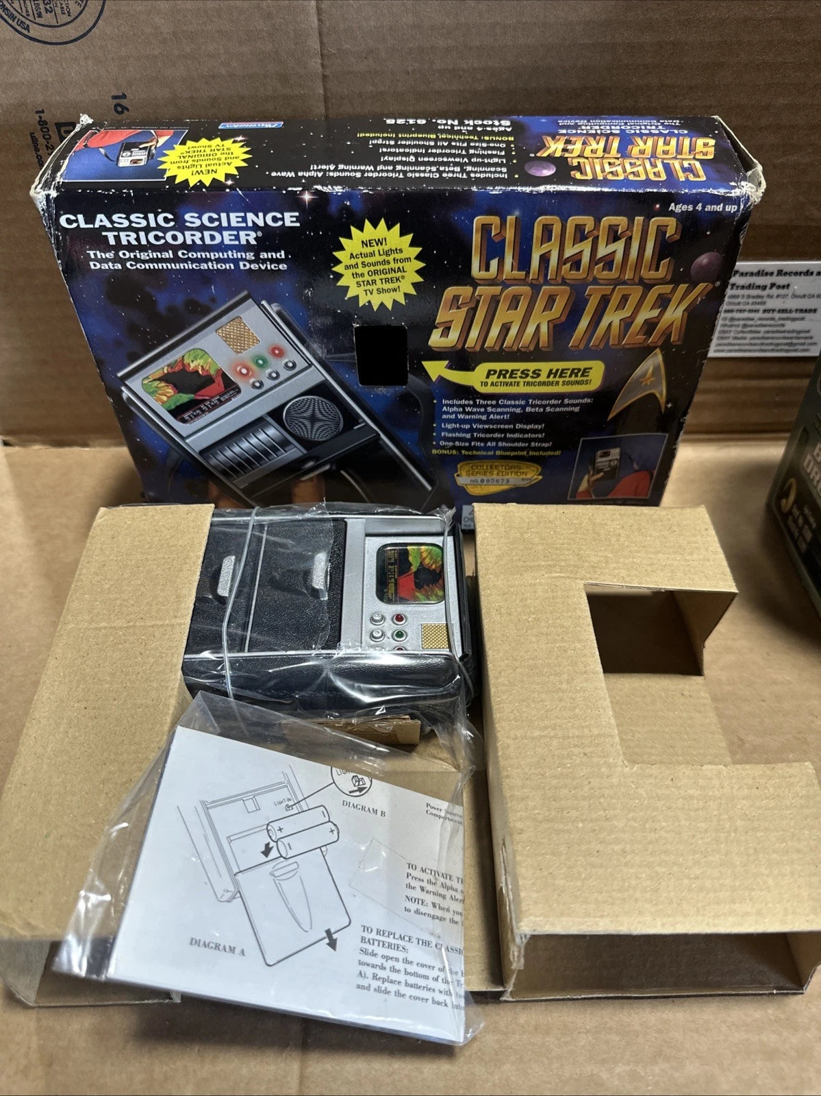 Playmates Classic Star Trek TOS Science Tricorder 1995 Open Box