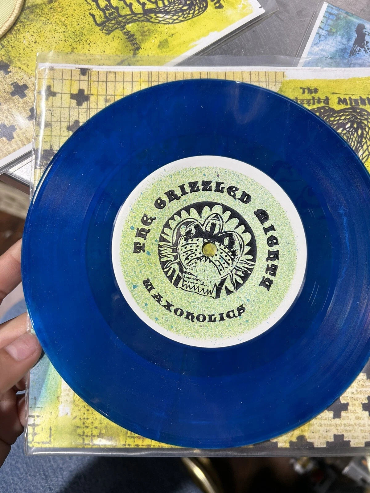 45 lp The Grizzled Mighty Waxoholics with patch