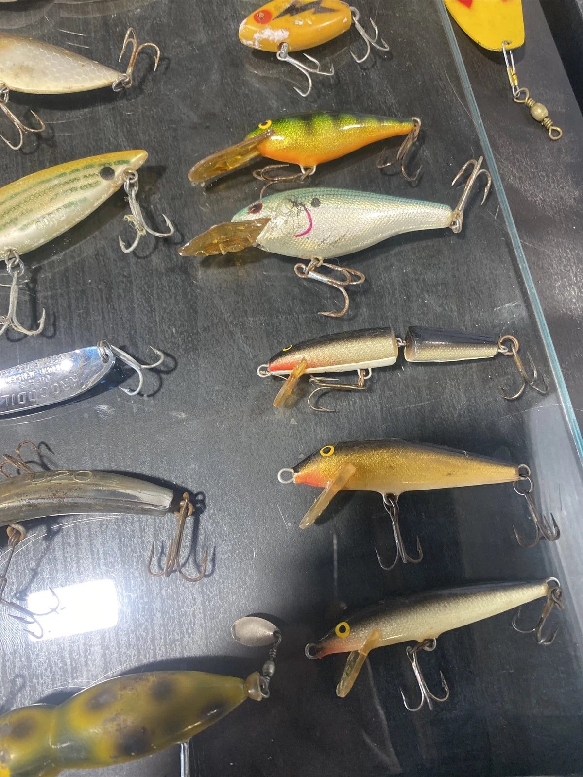 Vintage Fishing Lures (45) MANNS RAPALA REBEL HELFIN BAGLEY