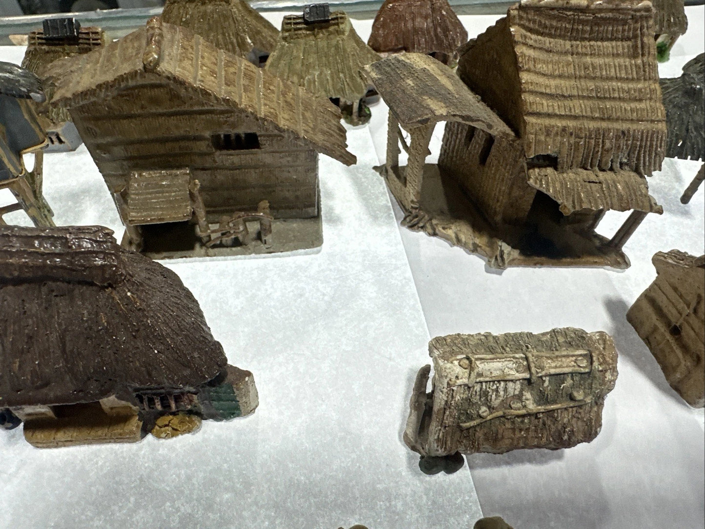 Vintage Clay Metal Miniature Japanese Cottages Figures Lot