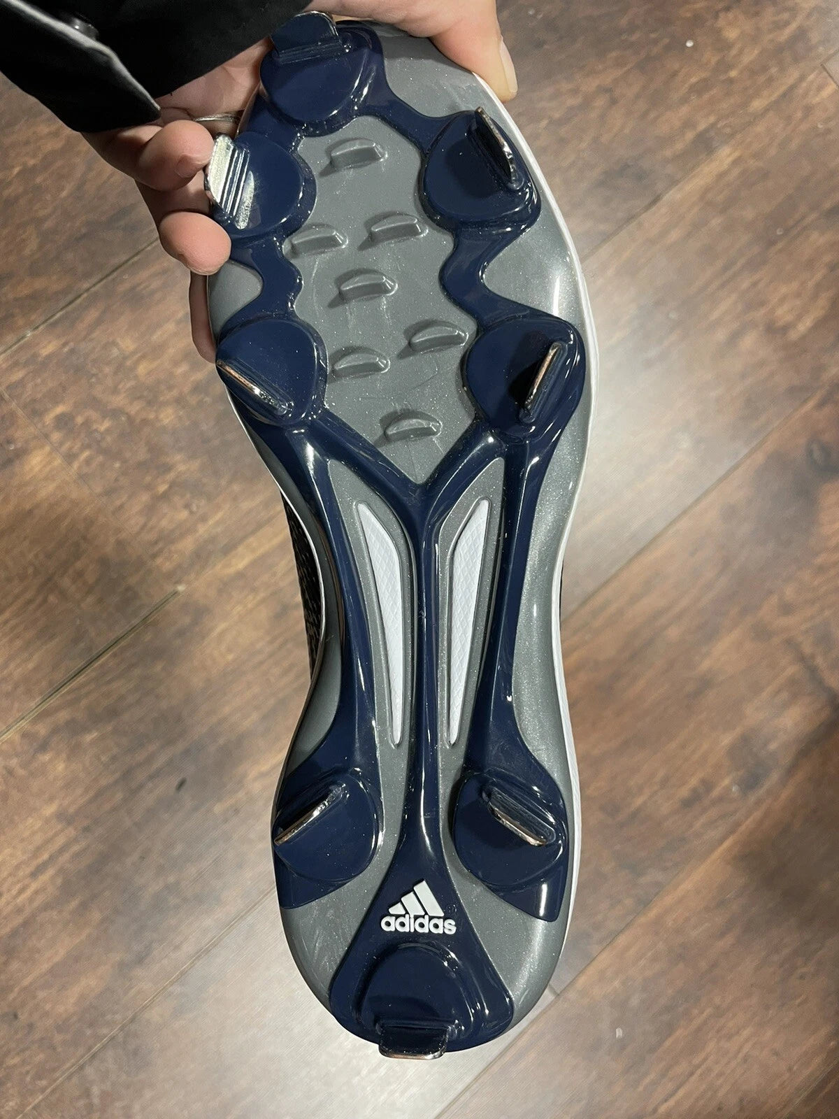 Adidas Litestrike Cleats - Youth sz 6 1/2