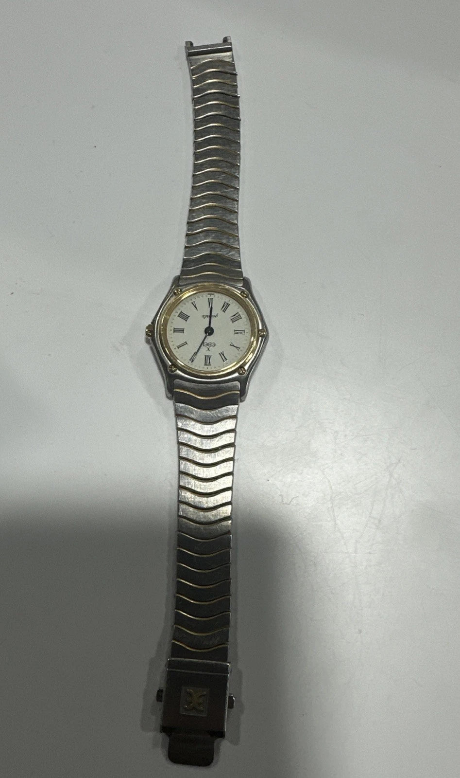 EBEL Classic Sport Wave Quartz Women's 18k Gold Watch w/ New Battery 181908