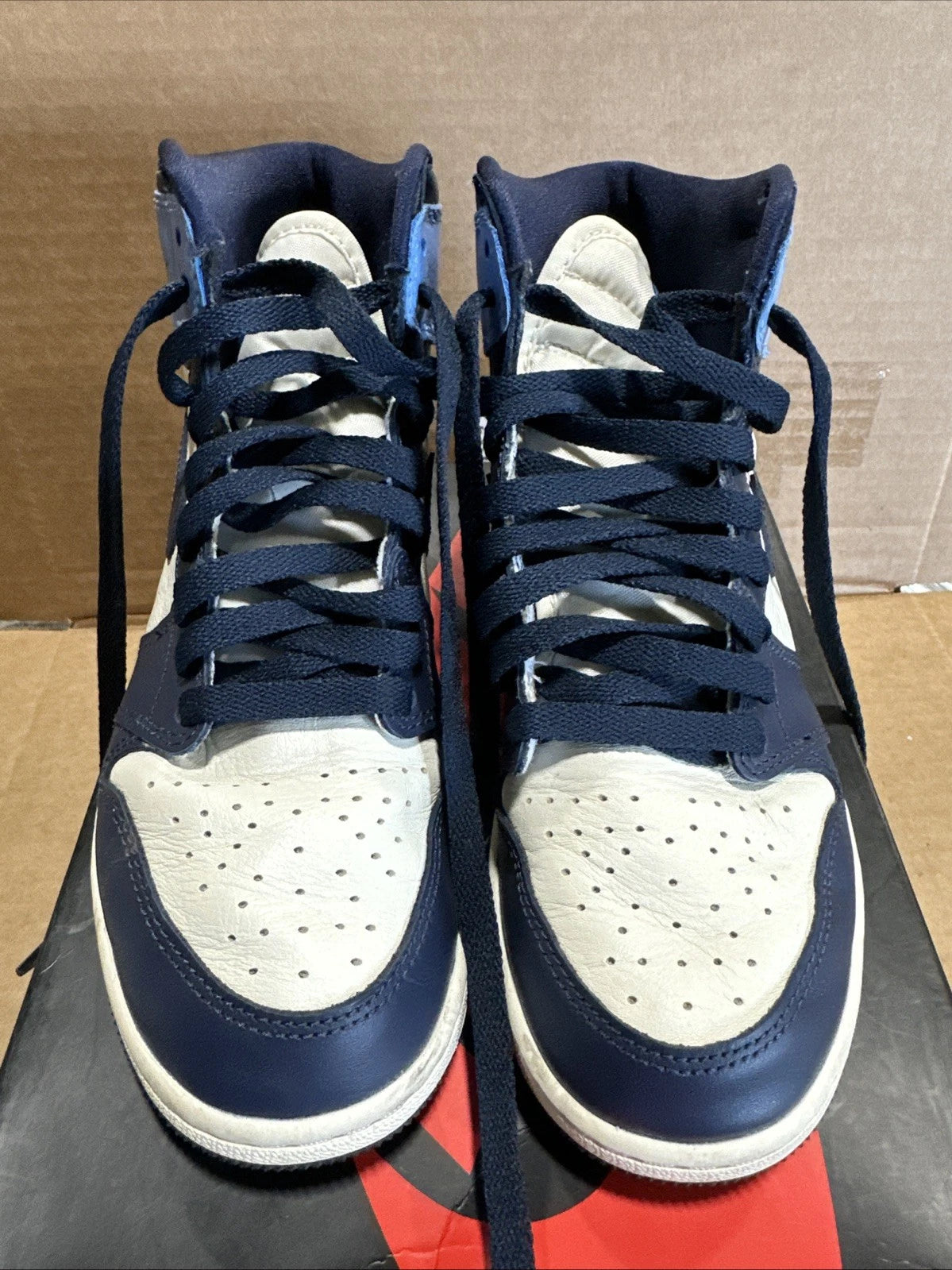 Jordan 1 Retro High OG Obsidian, UNC 2019 Size 5