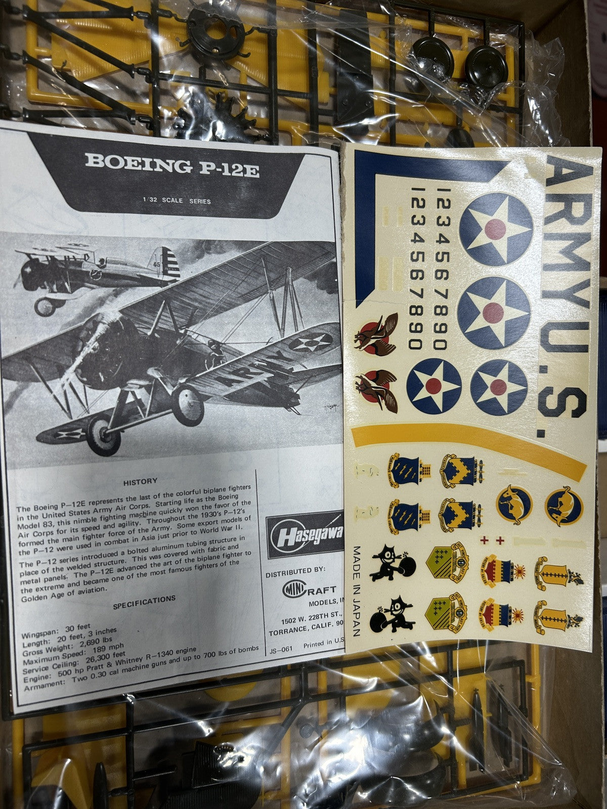 Hasegawa Boeing P-12E US Army Pursuit Plane 1:32 model kit NEW OPEN BOX