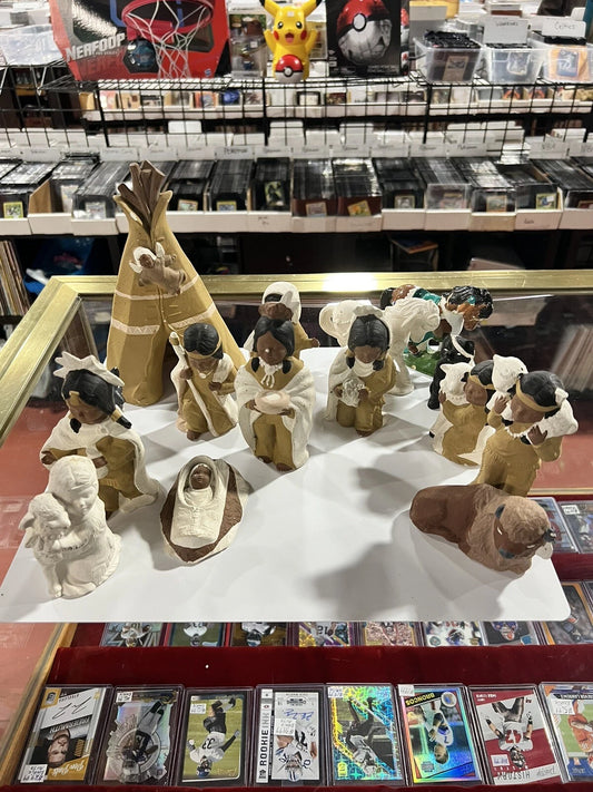 VTG Lot Of 15 Ceramic Native American Figure Set With Animals