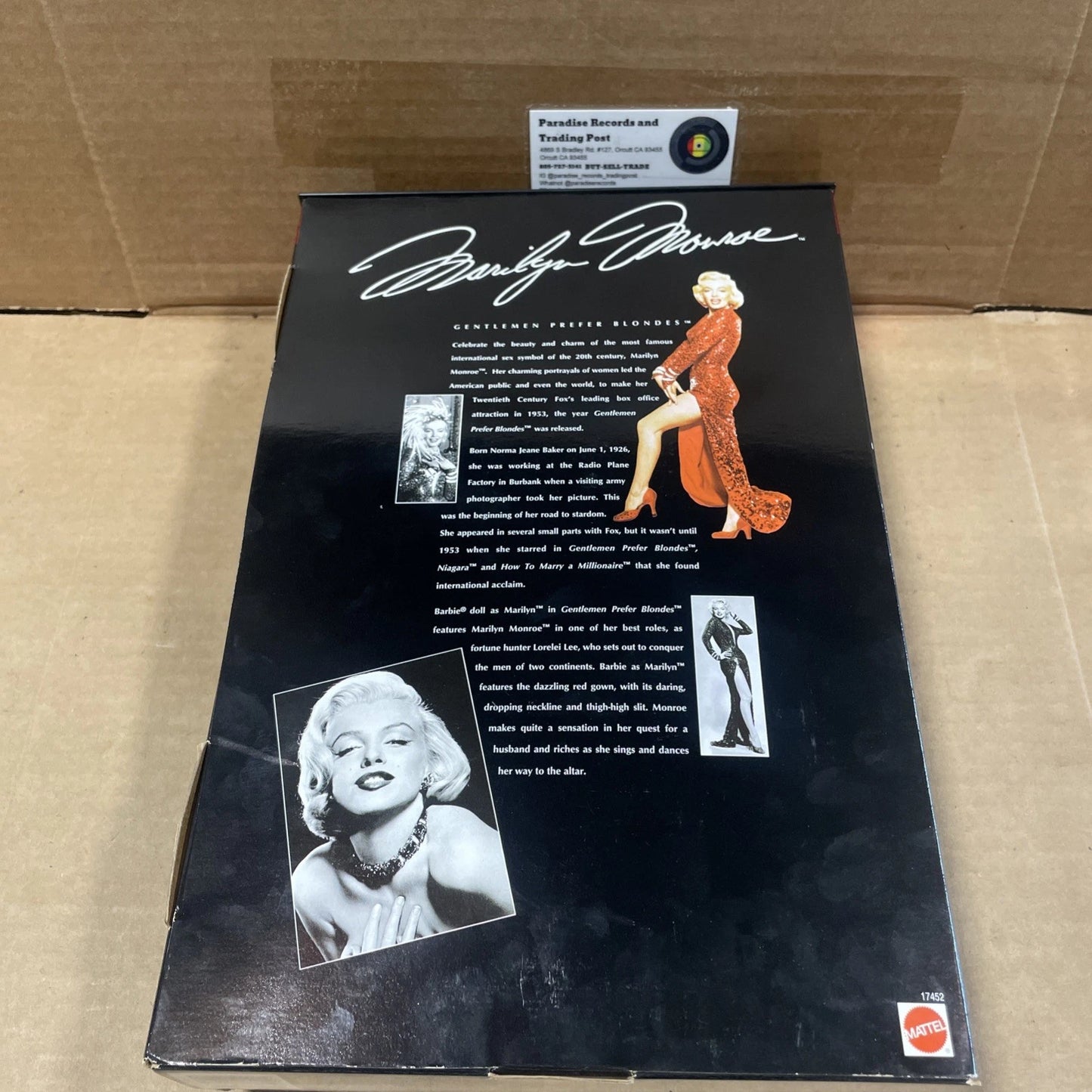 Barbie as Marilyn Monroe - Gentlemen Prefer Blondes - Mattel 17452 - 1997