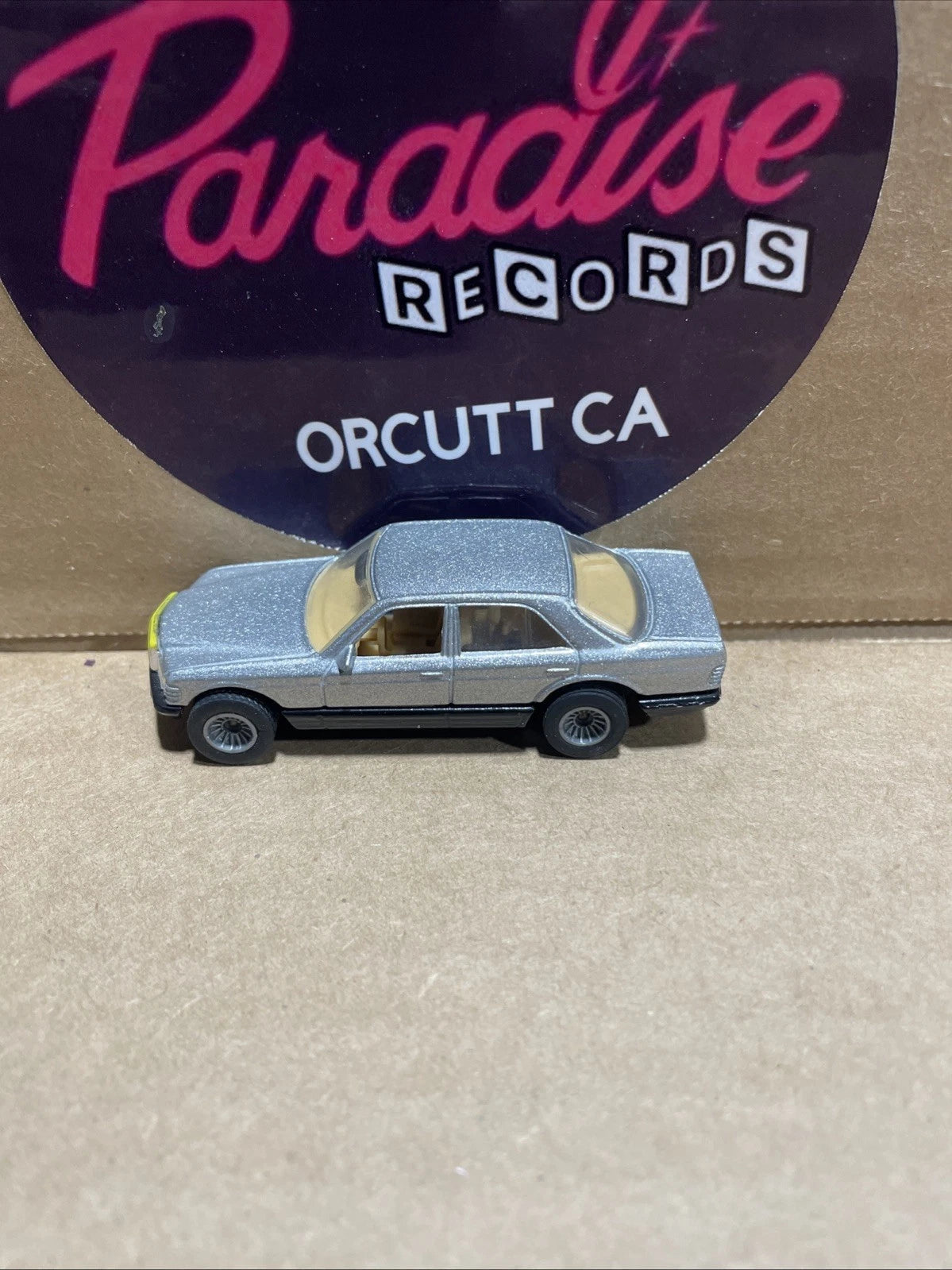 Hot Wheels Vintage Real Riders Mercedes-Benz 380 SEL