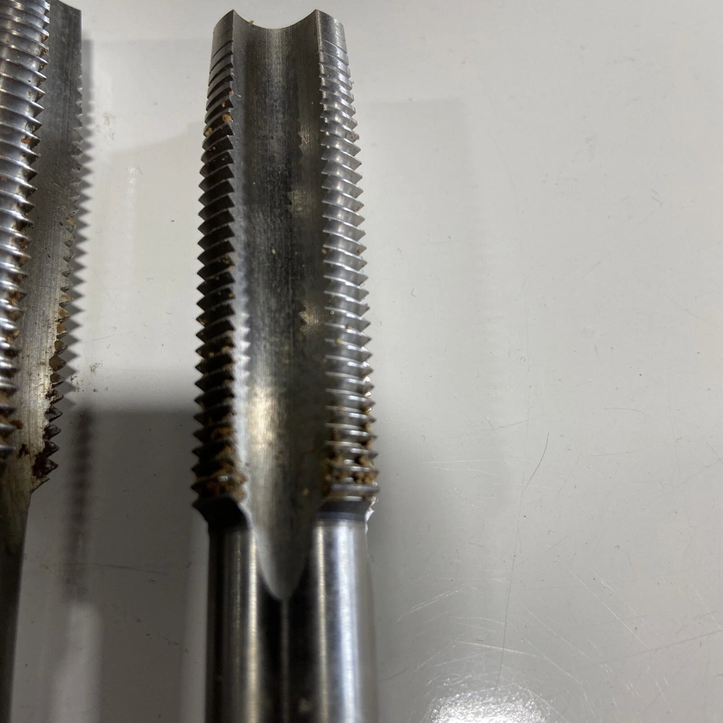 Threading Taps Nachi High Grade Steel threads made in Japan nuts/bolts 7 lot