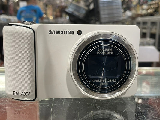 Samsung Galaxy Camera WIFI EK-GC110 Digital Camera No Case No charger
