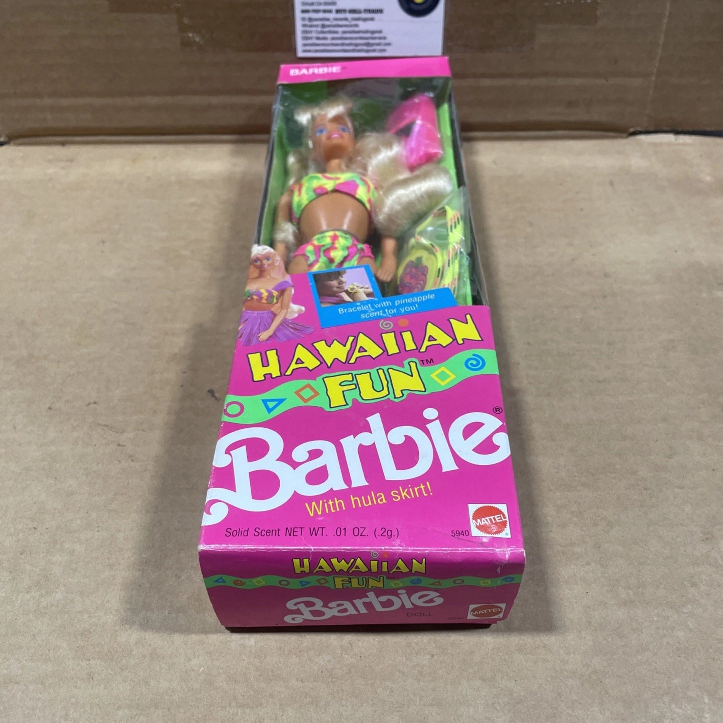 1990 Hawaiian Fun Barbie w/Hula Skirt & Pineapple Scent Bracelet New In Box HTF