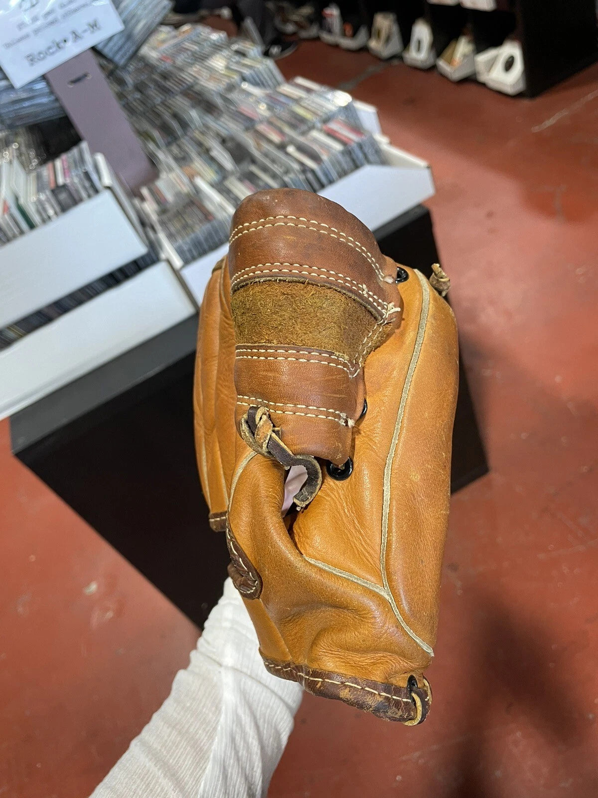 Vintage 1950s Wilson Leather Baseball Glove Mitt Hank Sauer Model