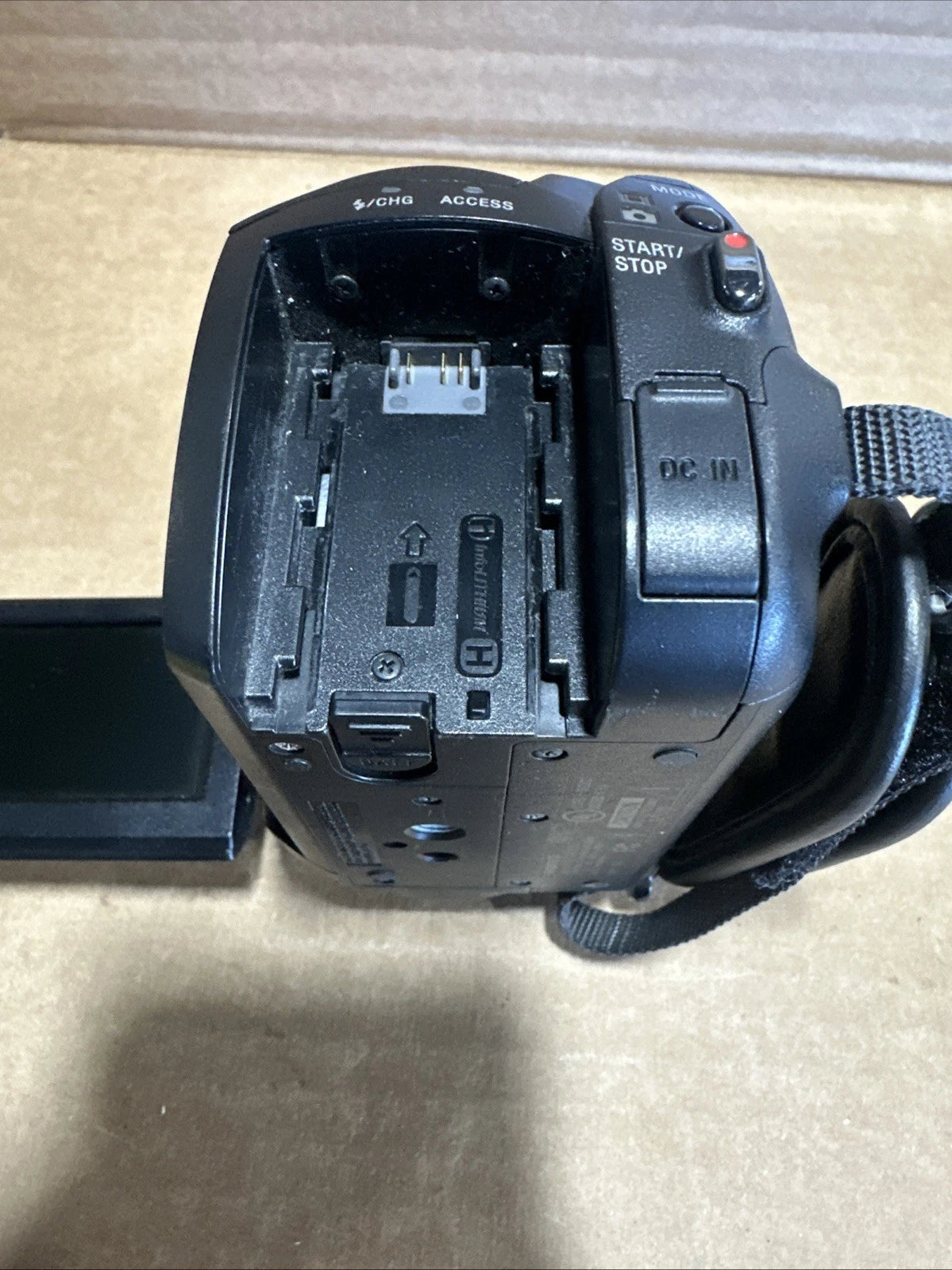 Sony HDR-XR200V 120GB HD Handycam Camcorder No Battery And Charger