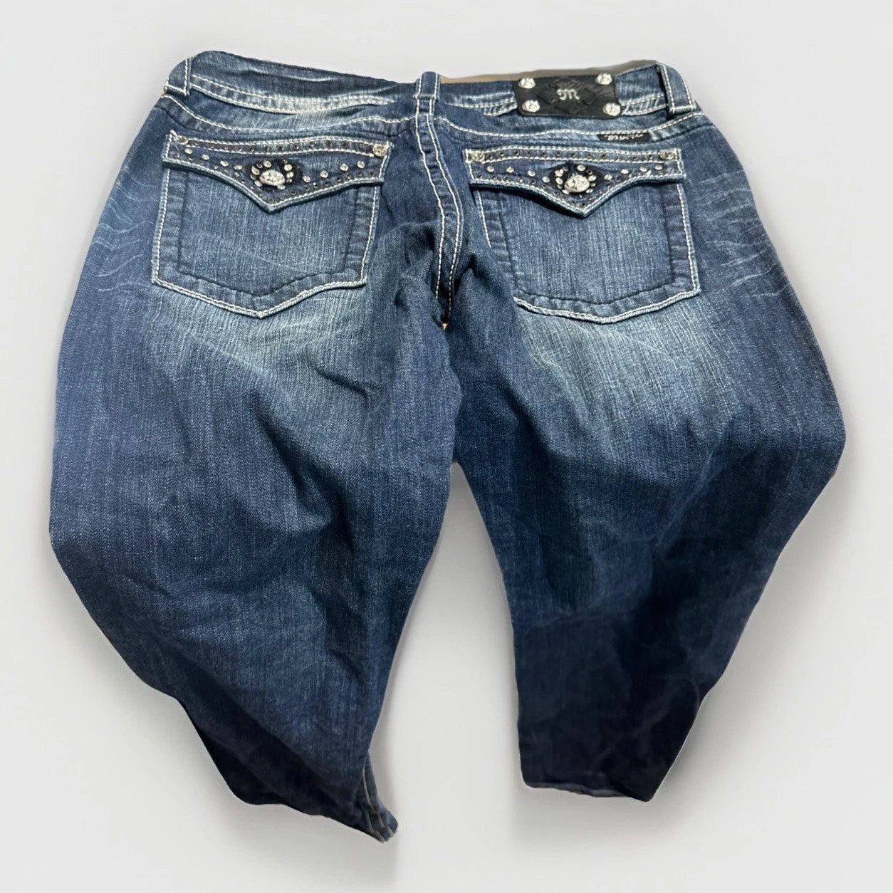 Miss Me Jeans, Signature Cuff, Jeana Women’s Size 31 Embellished Pockets.