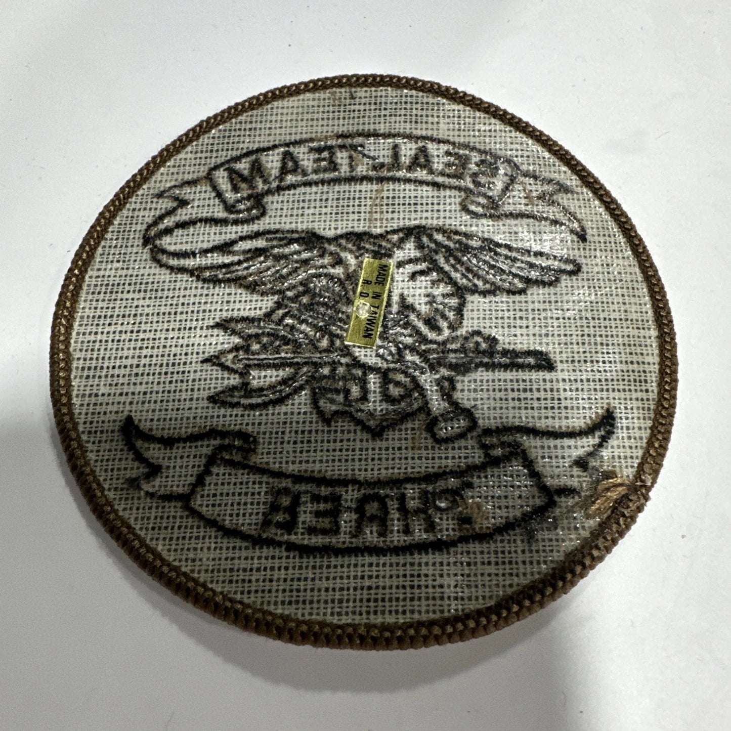 NAVY SEAL TEAM 3 EMBROIDERED SUBDUED SQUADRON MEMBERS TRIDENT PATCH