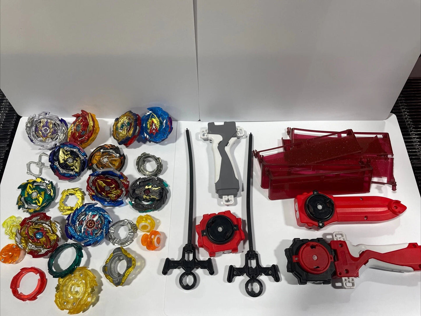 Beyblade Style With Interchangeable Parts Launcher Rip Cord Lot Of 11