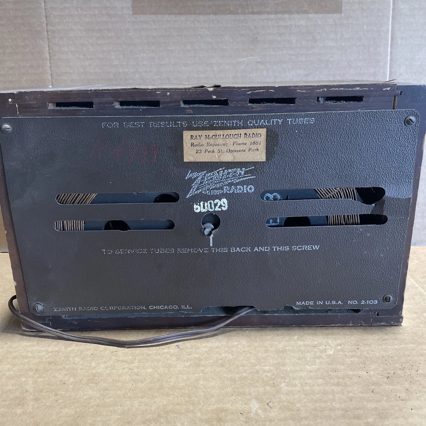 Zenith 6D029 AM Radio For Parts/Repair Vintage Rare Does Power On As Is