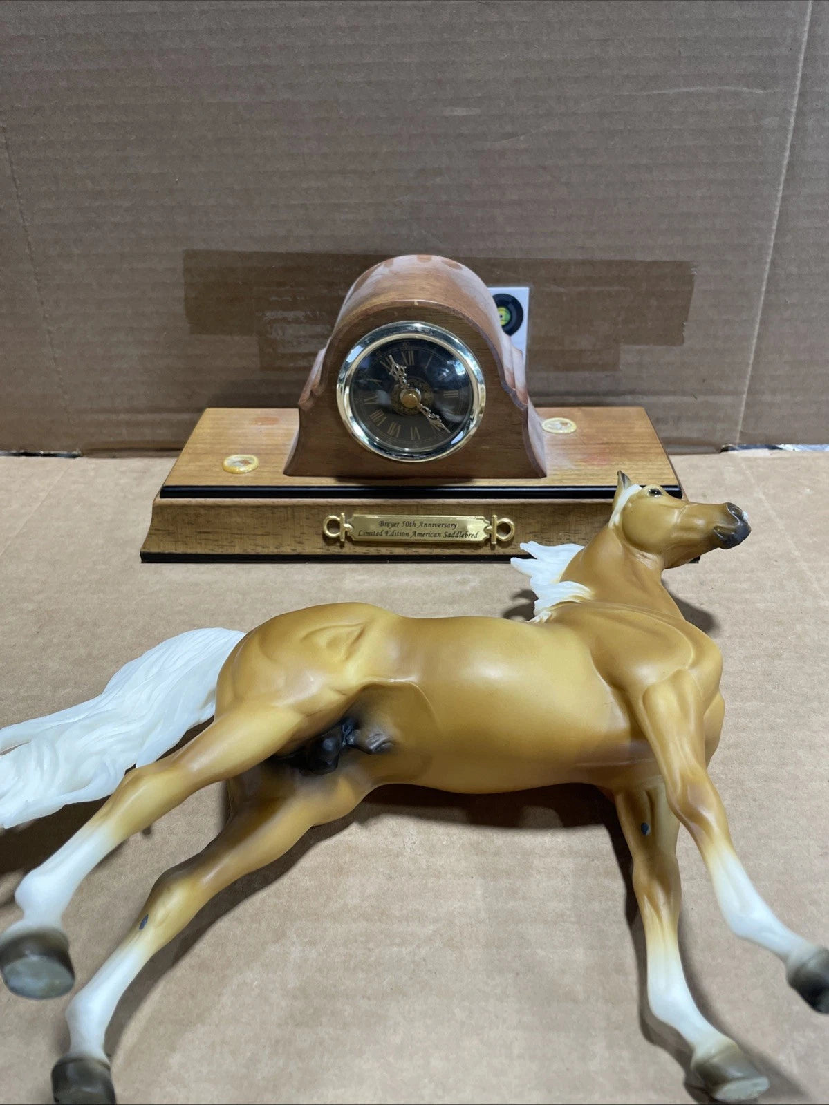 Breyer 50th Anniversary Mantlepiece Clock With #571 Palomino Saddlebred Stallion