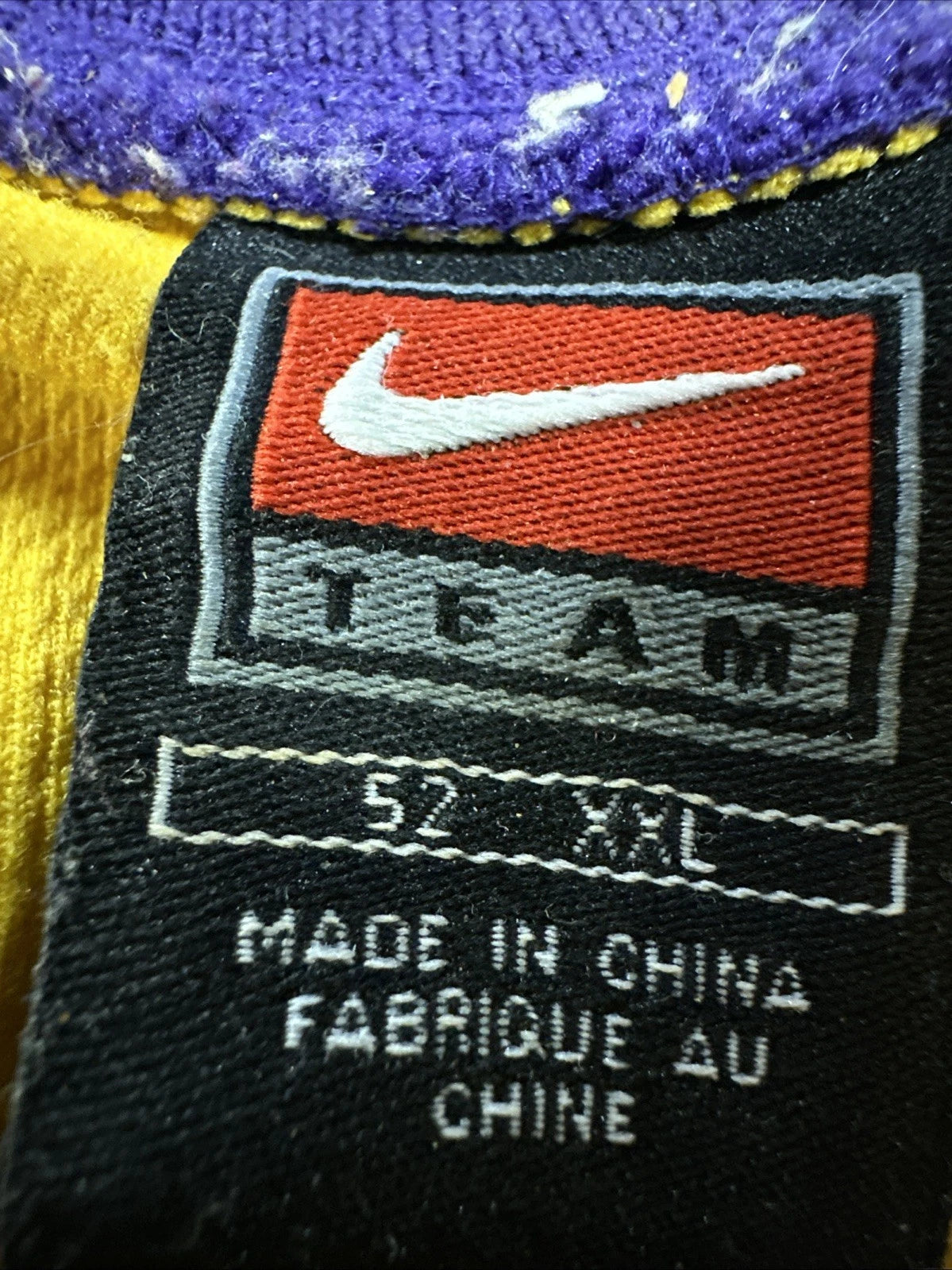 Vintage Authentic Kobe Bryant Nike 2002 NBA Los Angeles Lakers Jersey 52 Gold