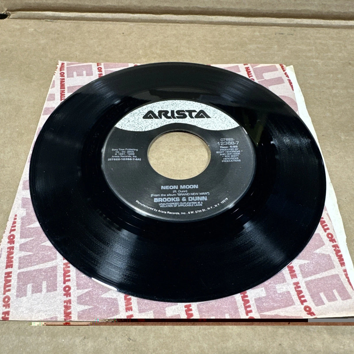BROOKS & DUNN 45 NEON MOON ARISTA 12388 VG WARP