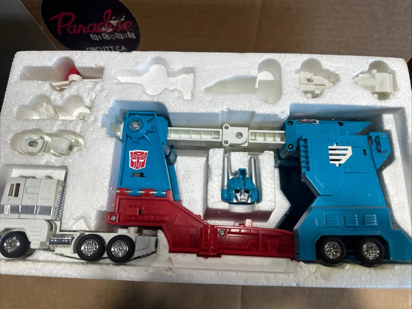 Transformers G1 Ultra Magnus 1985 Hasbro In Box W Manual. Missing 2 Pieces