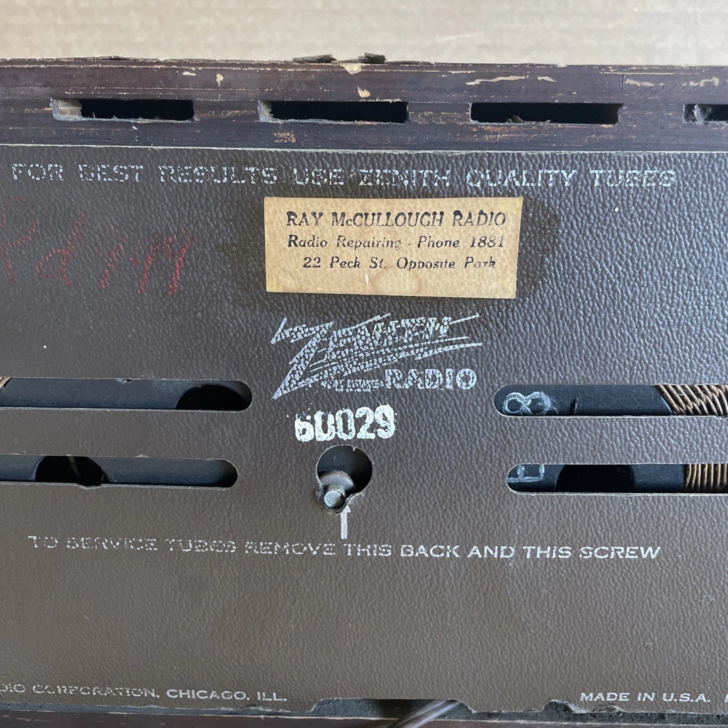Zenith 6D029 AM Radio For Parts/Repair Vintage Rare Does Power On As Is