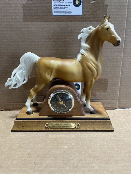 Breyer 50th Anniversary Mantlepiece Clock With #571 Palomino Saddlebred Stallion