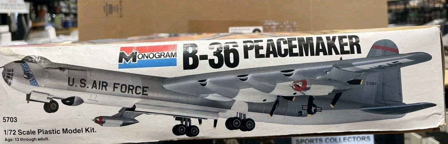 MONOGRAM 1/72 B-36 PEACEMAKER #5703 YEAR 1980 27 1/2 LONG