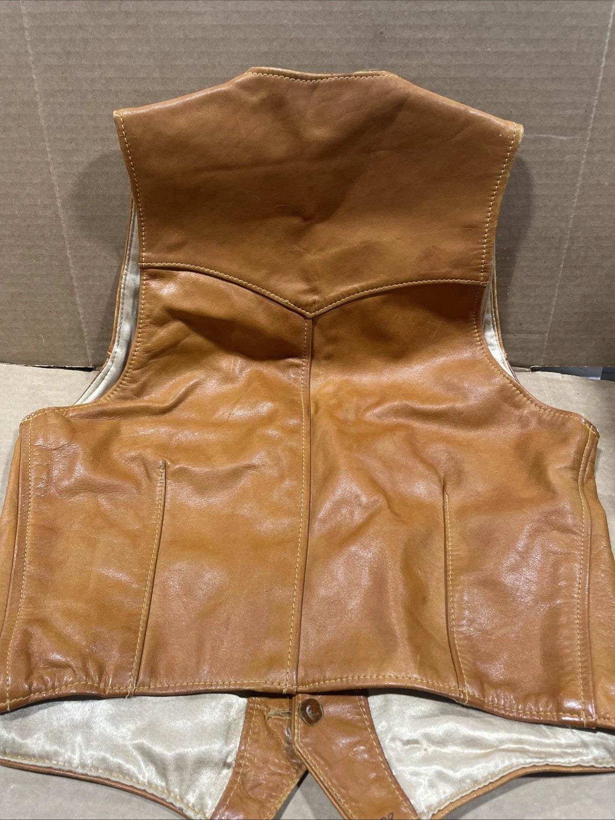 VTG Leather Vest Handmade Mens L 44 Tan Buffalo Nickel Buttons Unbranded Western
