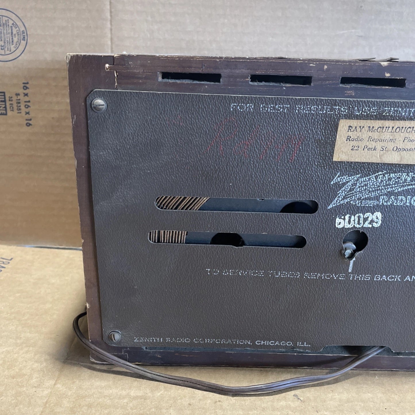 Zenith 6D029 AM Radio For Parts/Repair Vintage Rare Does Power On As Is