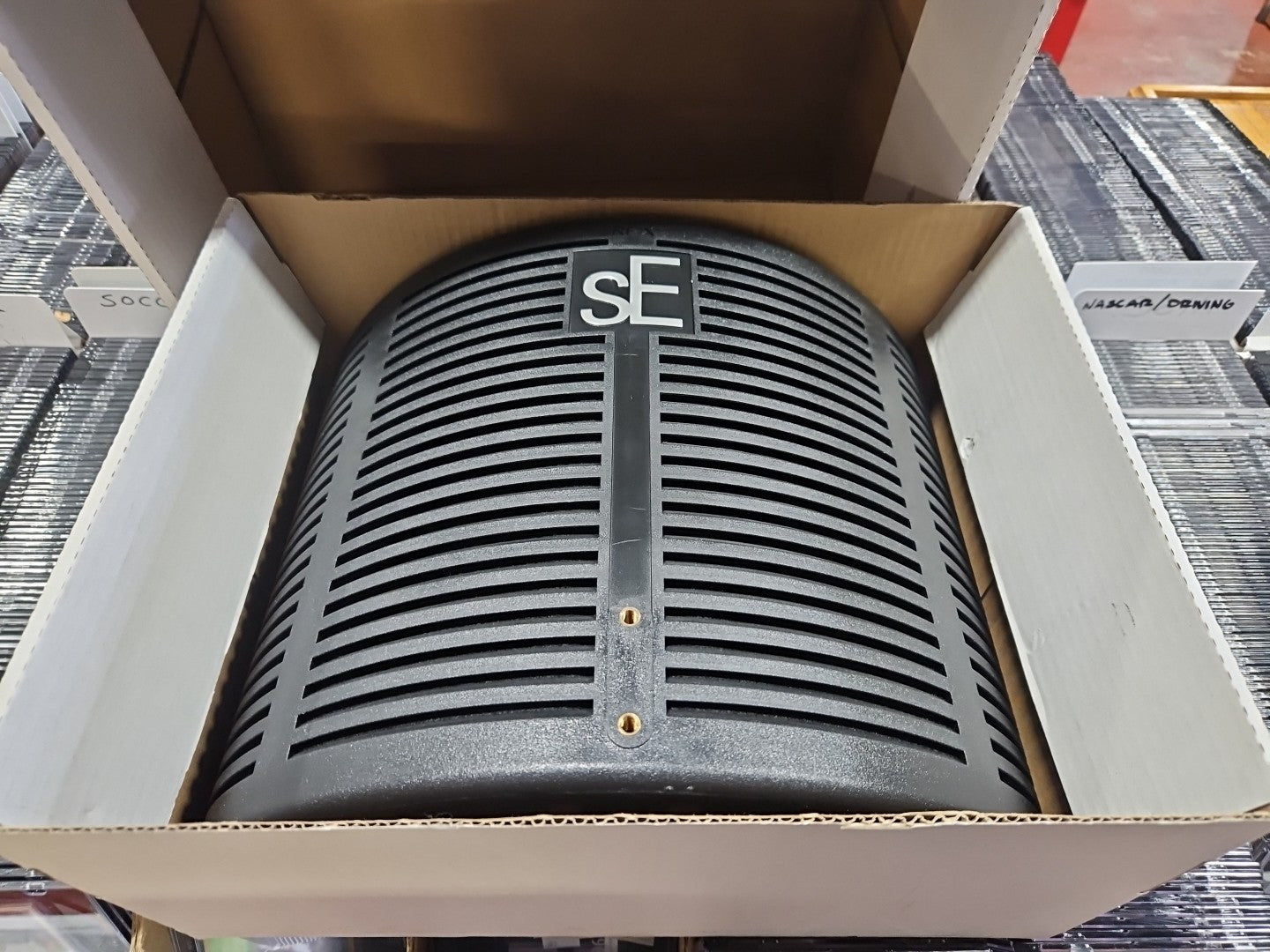 SE ELECTRONICS - RF-X Reflexion X Portable Acoustic Treatment Filter (RF-X)
