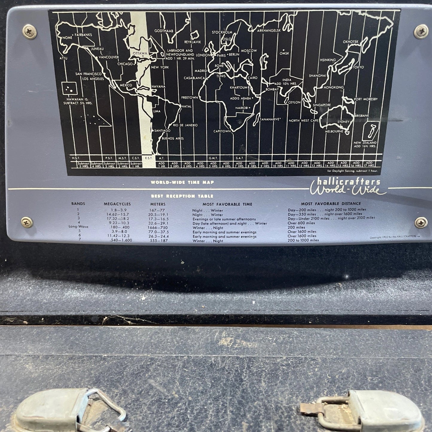 Vintage Hallicrafters TW-1000 Transoceanic World-Wide 8-Band Radio Receiver